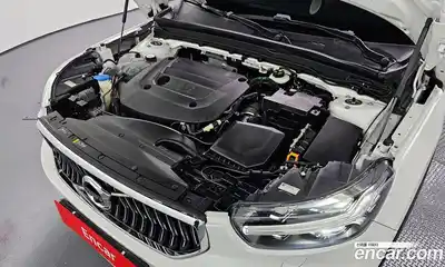 Volvo XC40 2021 2.0 гидро в Москве № 212889, миниатюра 6