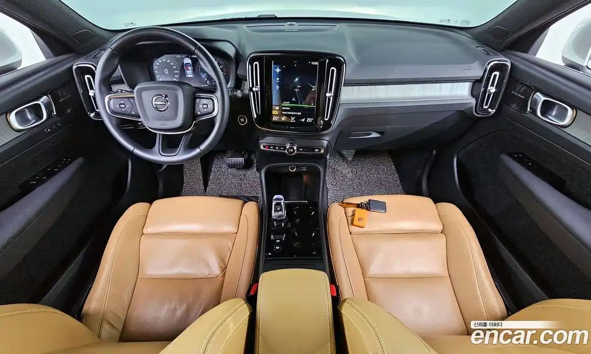 Volvo XC40 2021 2.0 гидро в Москве № 212889, фото 7