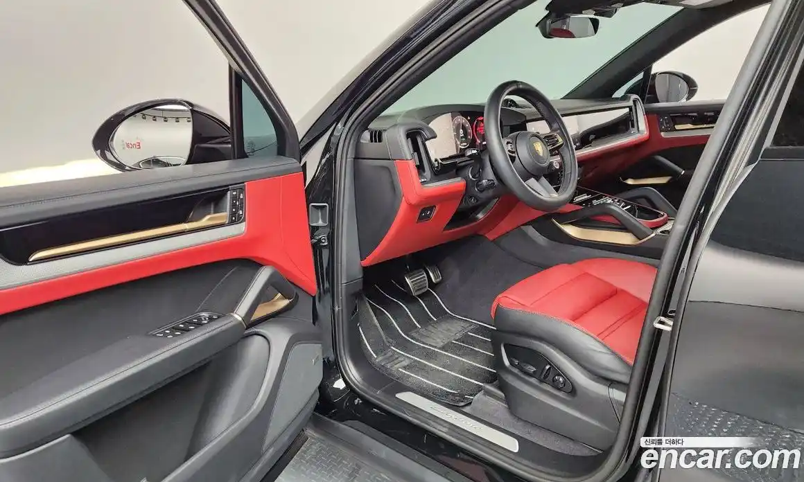 Porsche Cayenne 2025 3.0 гидро в Москве № 212972, фото 10