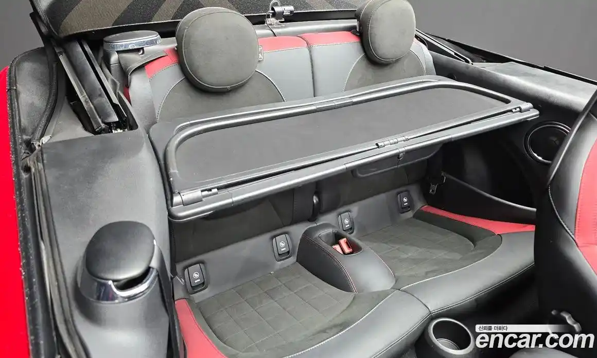 Mini Cooper Convertible 2019 2.0 гидро в Москве № 214250, фото 12