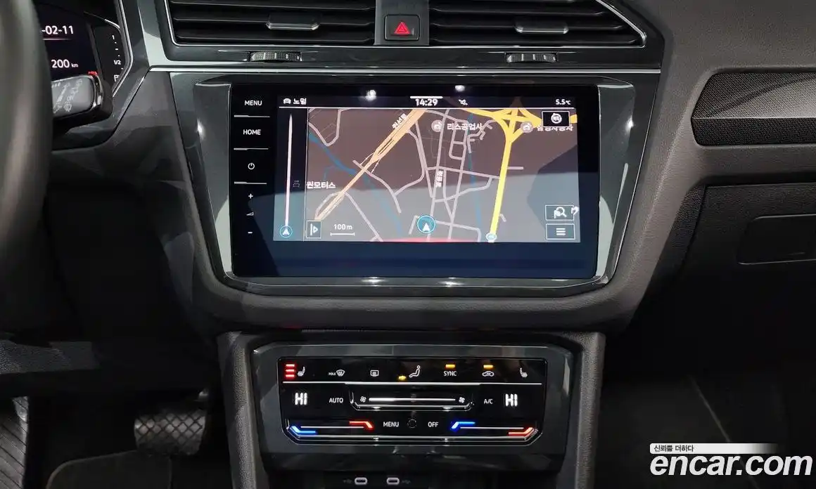 Volkswagen Tiguan 2021 2.0 гидро в Москве № 215053, фото 14