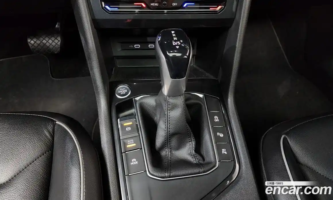 Volkswagen Tiguan 2021 2.0 гидро в Москве № 215053, фото 9