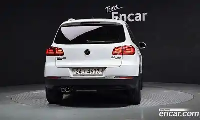 Volkswagen Tiguan 2013 2.0 гидро в Москве № 215295, миниатюра 4