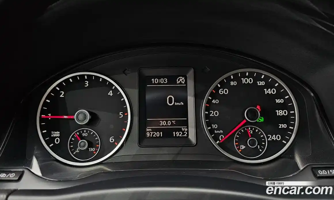 Volkswagen Tiguan 2013 2.0 гидро в Москве № 215295, фото 8