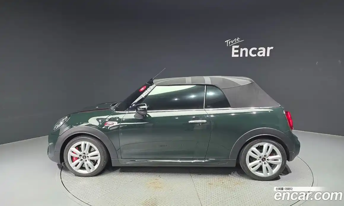 Mini Cooper Convertible 2020 2.0 гидро в Москве № 223743, фото 19