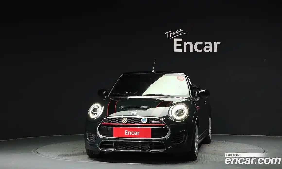 Mini Cooper Convertible 2020 2.0 гидро в Москве № 223743, фото 3