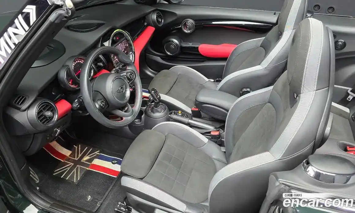 Mini Cooper Convertible 2020 2.0 гидро в Москве № 223743, фото 7