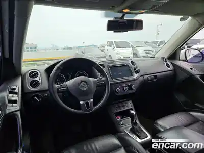 Volkswagen Tiguan 2014 2.0 гидро в Москве № 226616, миниатюра 5