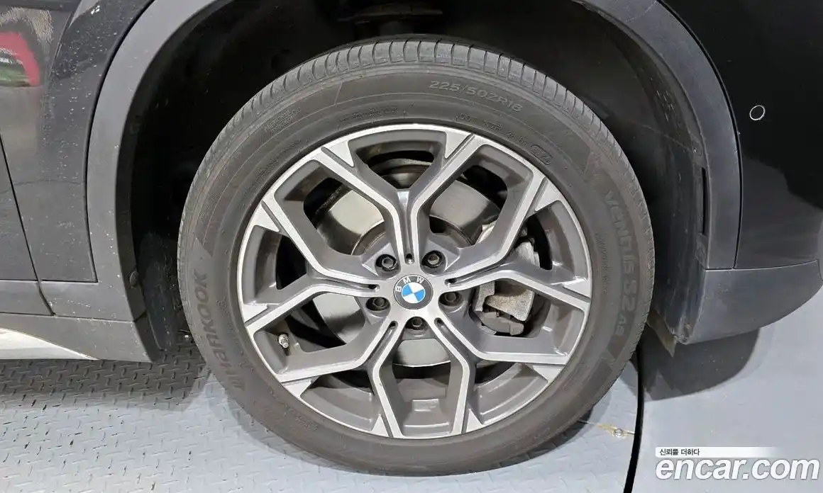 BMW X1 2021 2.0 гидро в Москве № 229075, фото 5