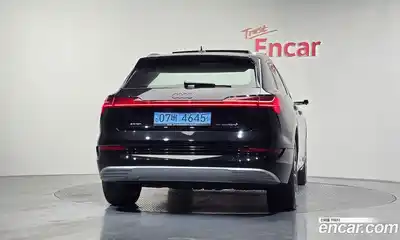 Audi e-tron 2021 0.2 гидро в Москве № 230097, миниатюра 4