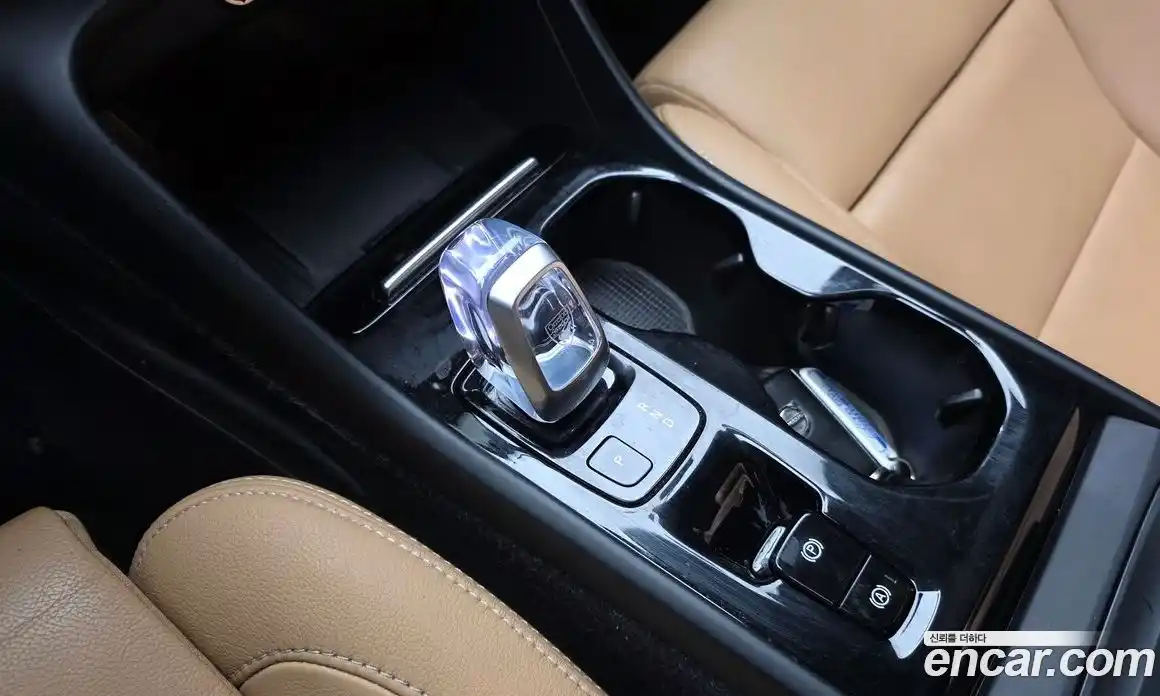 Volvo XC40 2020 2.0 гидро в Москве № 230639, фото 9