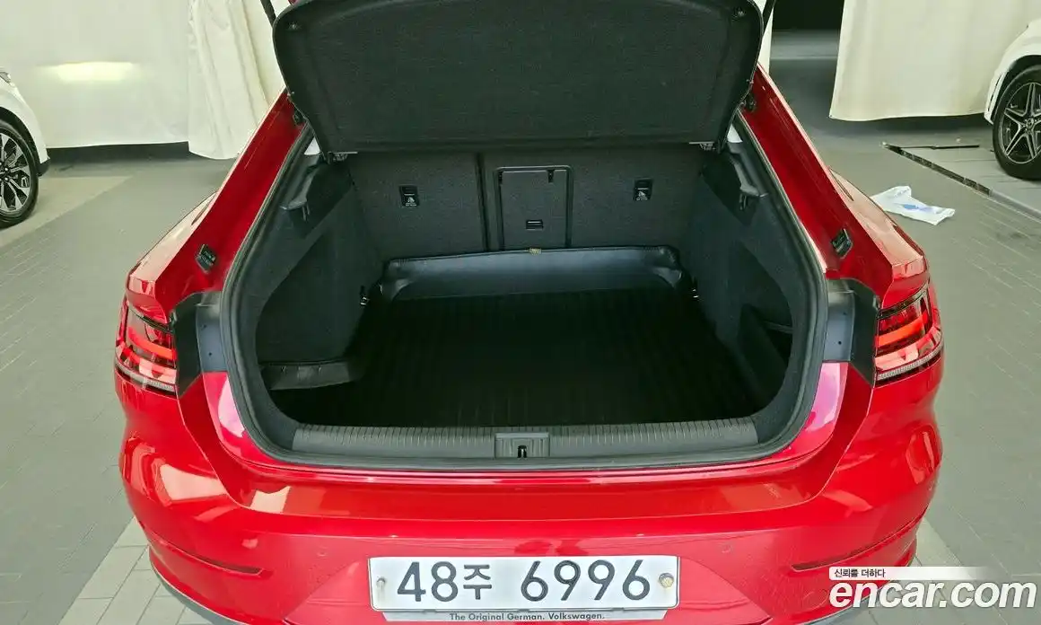 Volkswagen Arteon 2018 2.0 гидро в Москве № 232174, фото 20
