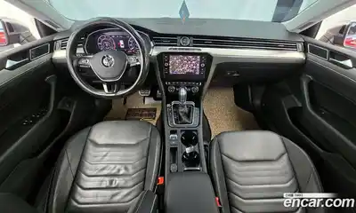 Volkswagen Arteon 2018 2.0 гидро в Москве № 232174, миниатюра 7