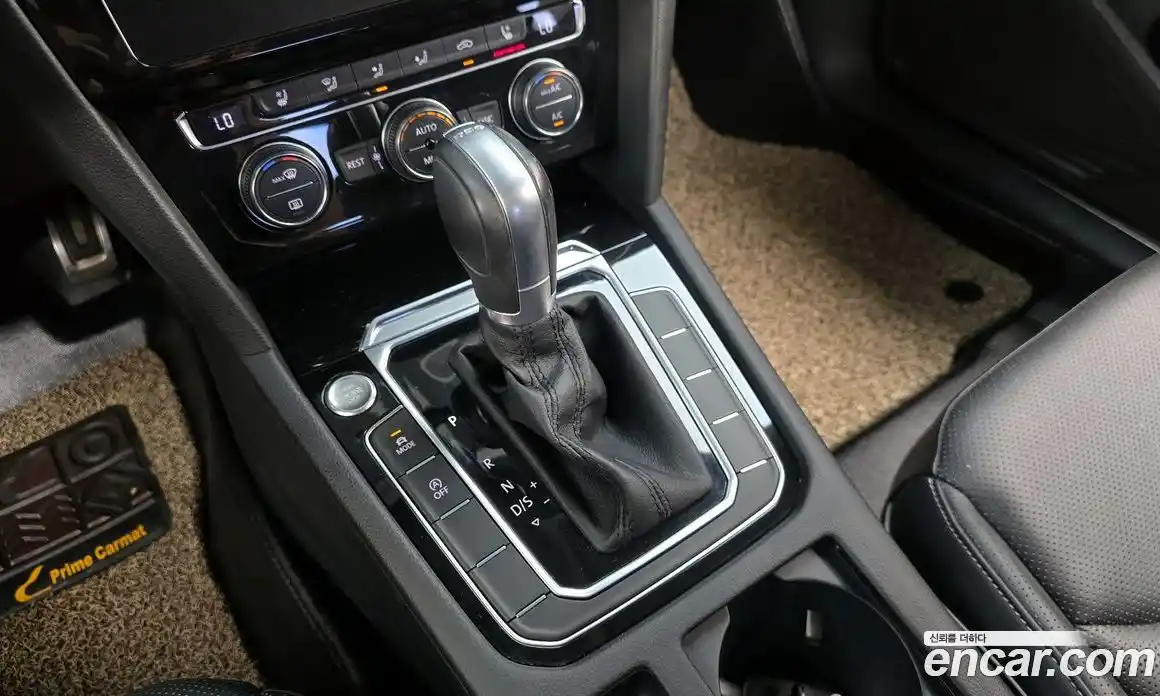 Volkswagen Arteon 2018 2.0 гидро в Москве № 232174, фото 9