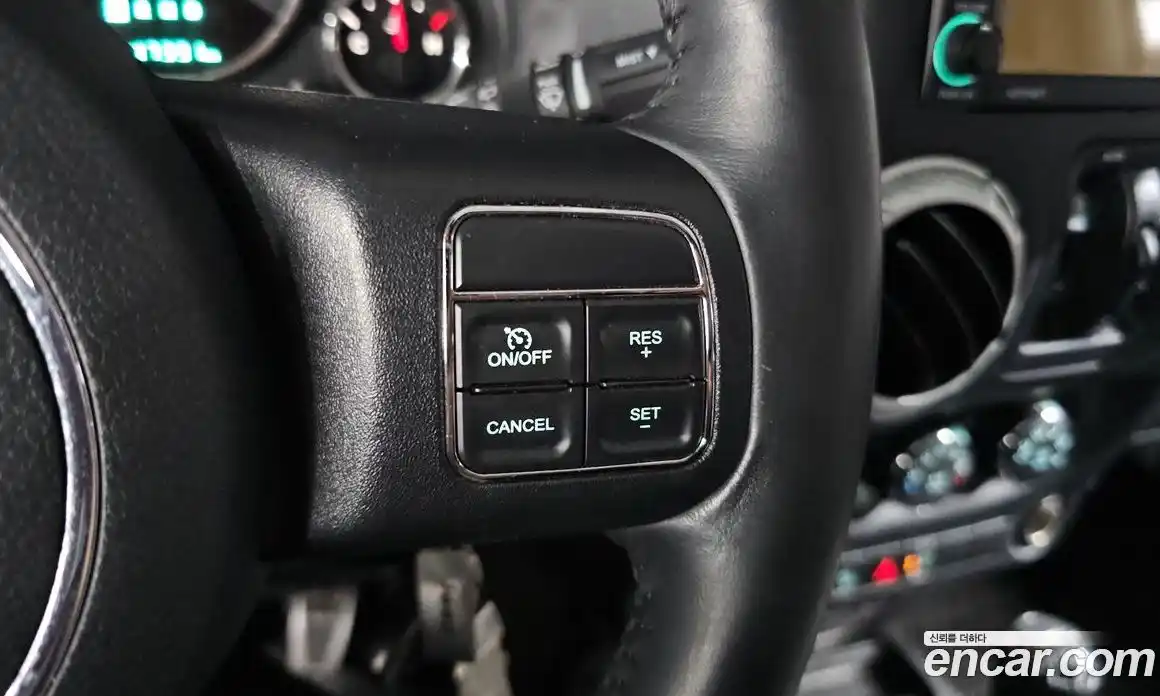 Jeep Wrangler 2016 3.6 гидро в Москве № 232322, фото 18