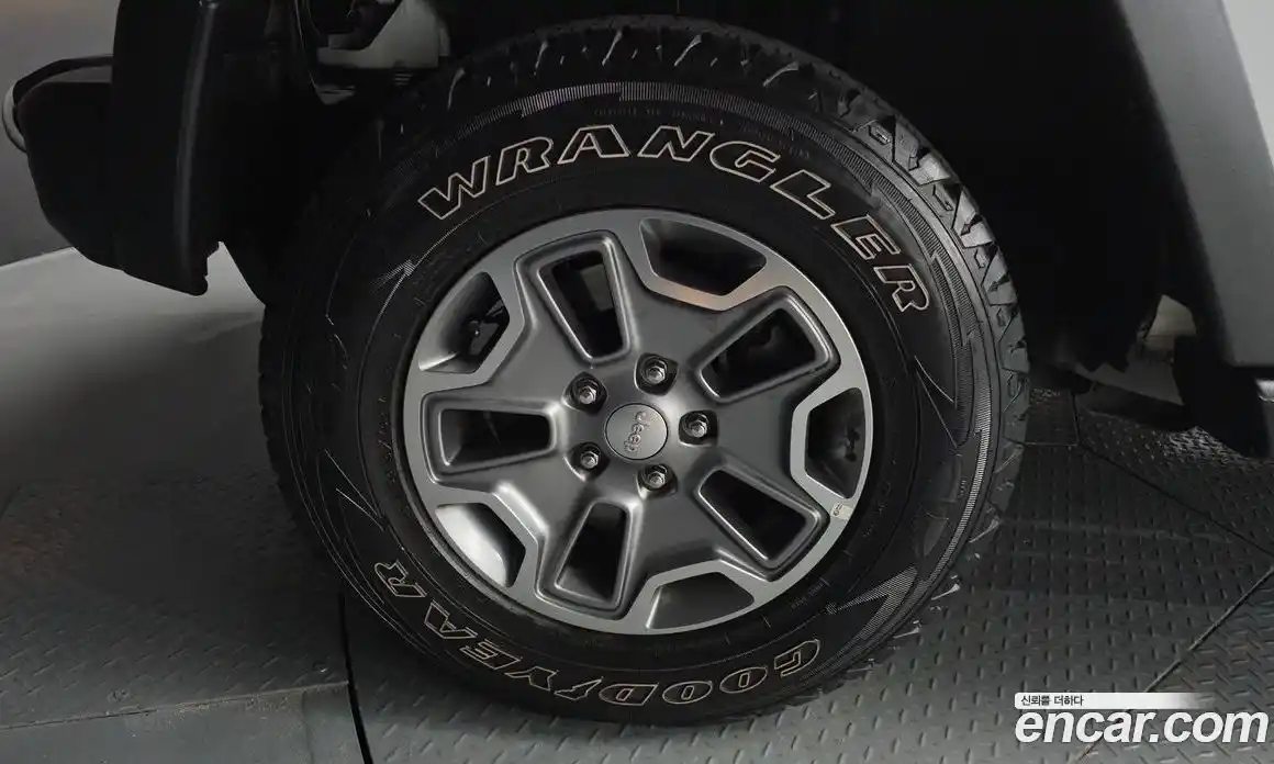 Jeep Wrangler 2016 3.6 гидро в Москве № 232322, фото 5