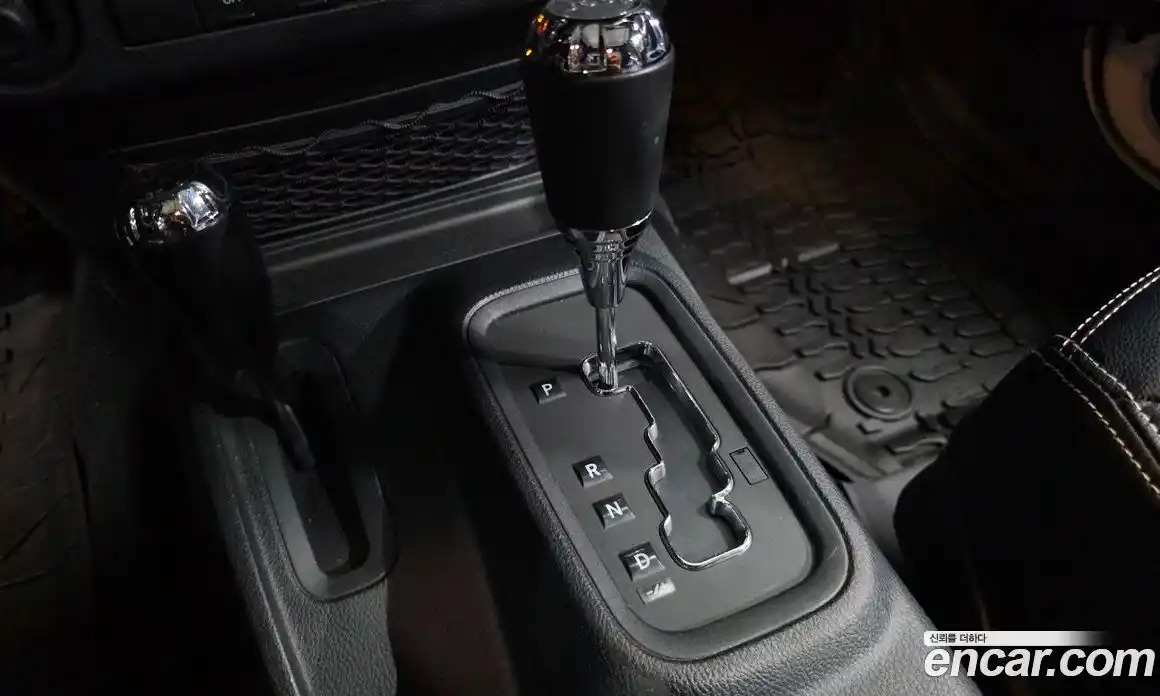 Jeep Wrangler 2016 3.6 гидро в Москве № 232322, фото 9