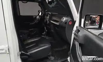 Jeep Wrangler 2016 3.6 гидро в Москве № 232322, миниатюра 10