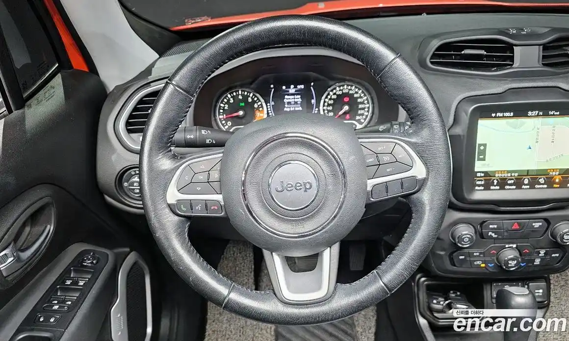 Jeep Renegade 2018 2.4 гидро в Москве № 232443, фото 13