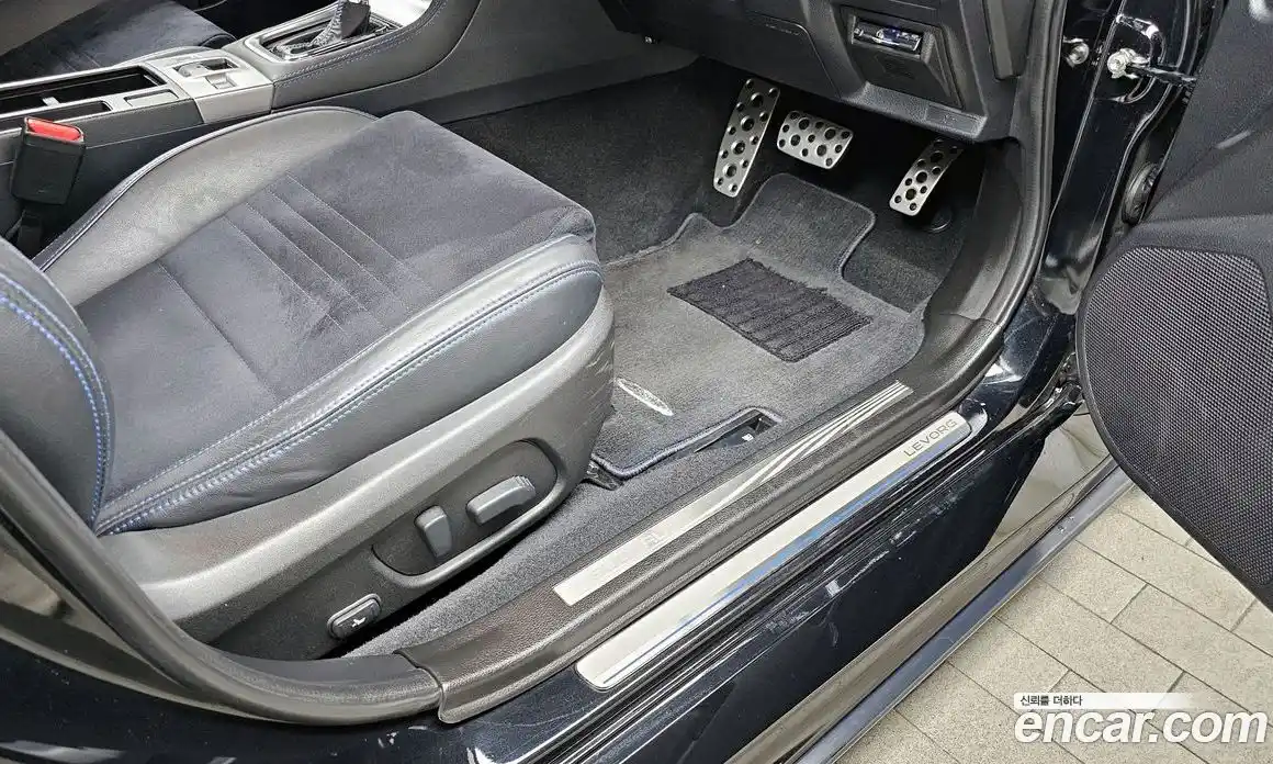 Subaru Levorg 2015 2.0 гидро в Москве № 236162, фото 15