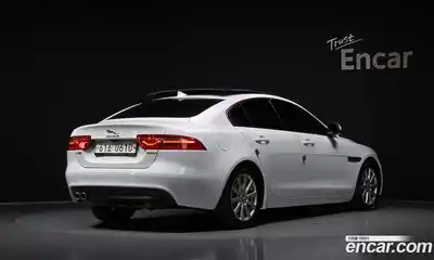Jaguar XE 2016 2.0 гидро в Москве № 238092, миниатюра 2