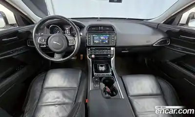 Jaguar XE 2016 2.0 гидро в Москве № 238092, миниатюра 7