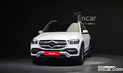 Mercedes-Benz GLE-Class 2022 2.0 гидро в Москве № 239722, миниатюра 3