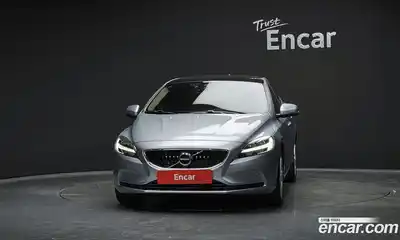 Volvo V40 2016 2.0 гидро в Москве № 250919, миниатюра 3