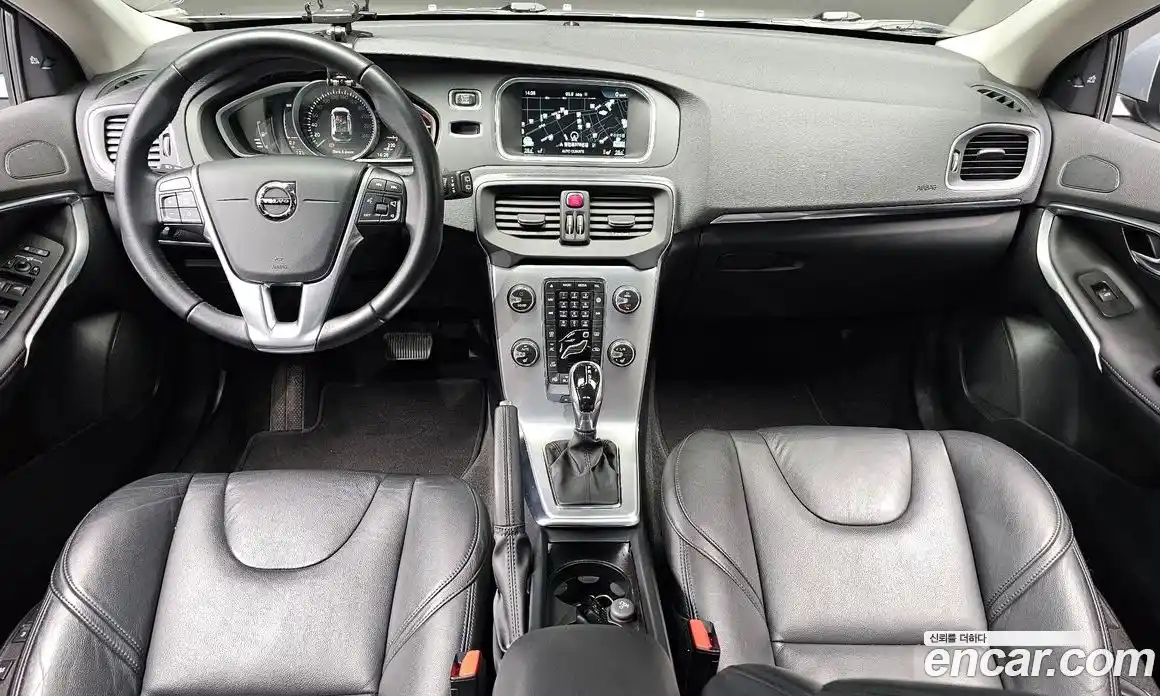 Volvo V40 2016 2.0 гидро в Москве № 250919, фото 7