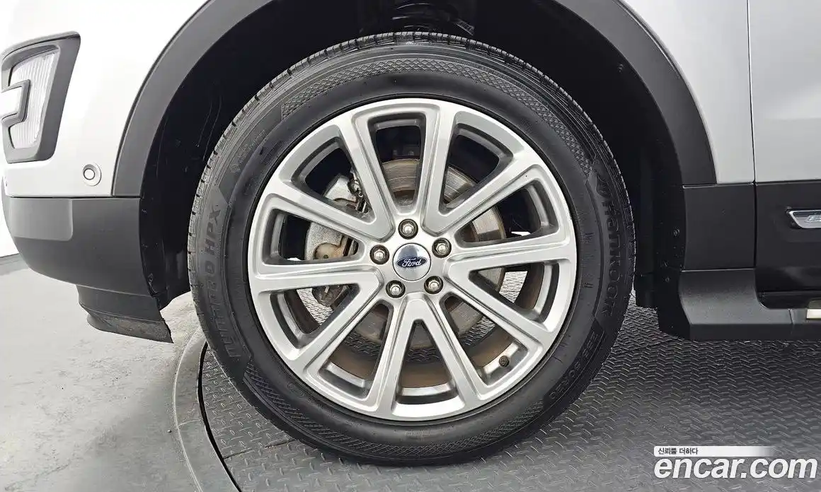 Ford Explorer 2017 2.3 гидро в Москве № 255539, фото 5