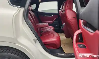 Maserati Levante 2017 3.0 гидро в Москве № 255909, миниатюра 12