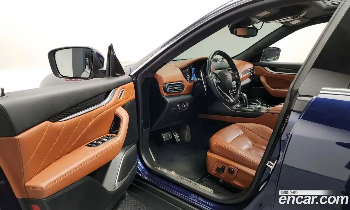 Maserati Levante 2019 3.0 гидро в Москве № 255922, фото 10