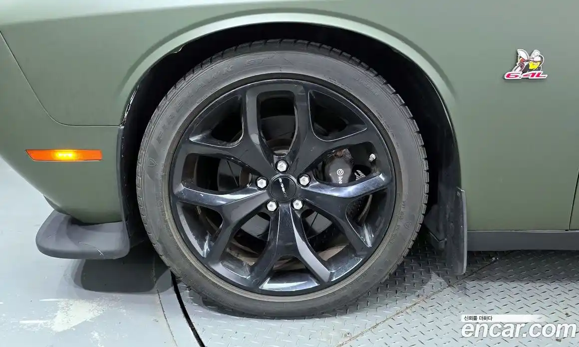 Dodge Challenger 2016 6.4 гидро в Москве № 256894, фото 5