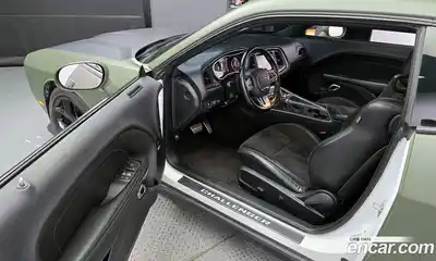 Dodge Challenger 2016 6.4 гидро в Москве № 256894, миниатюра 10