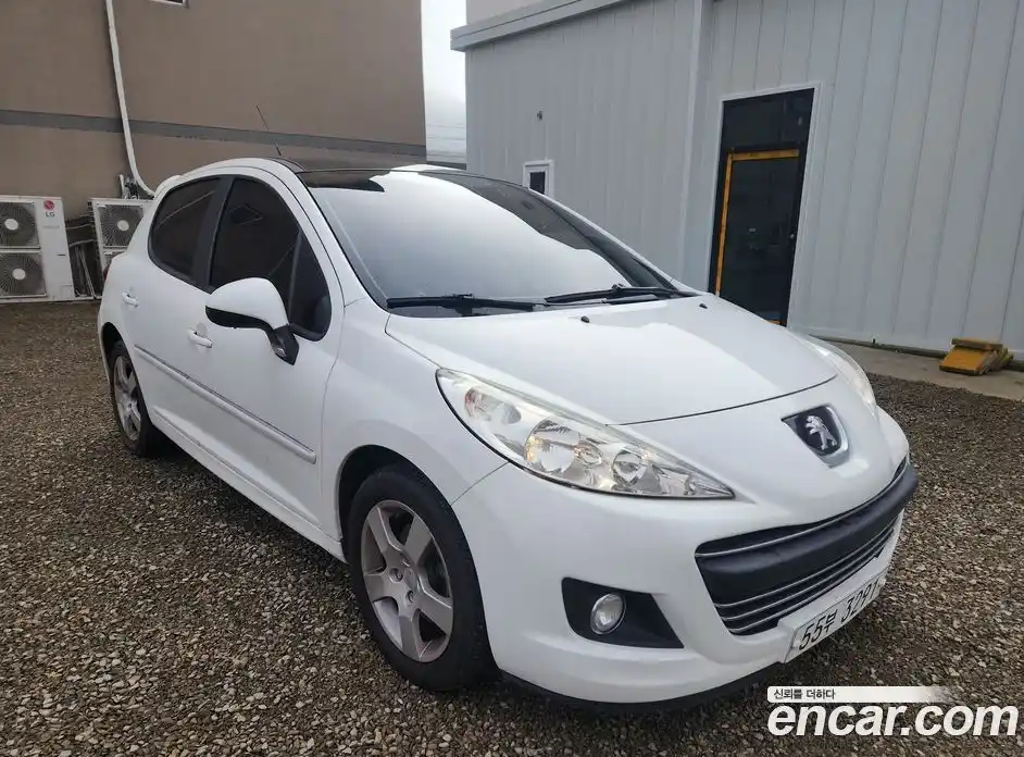 Peugeot 207 2011 1.6 гидро в Москве № 287998, фото 3
