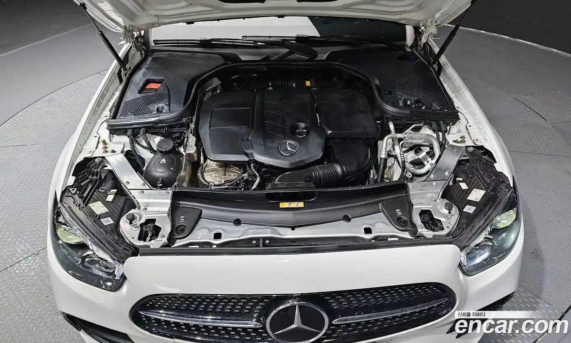 Mercedes-Benz E-Class 2022 1.9 гидро, фото 6