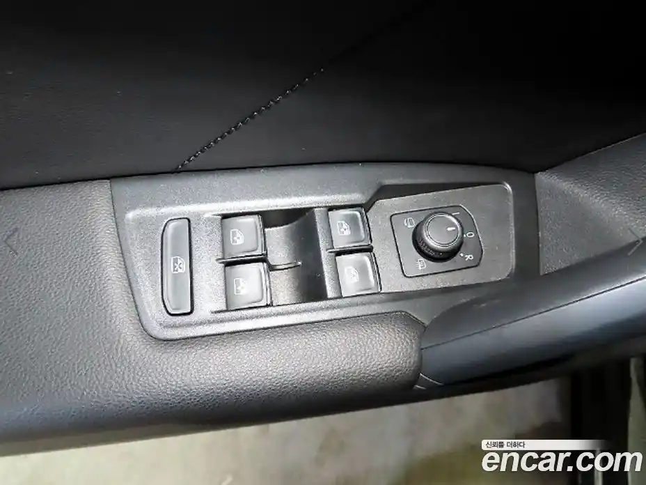 Volkswagen Tiguan 2021 2.0 гидро в Москве № 359159, фото 13