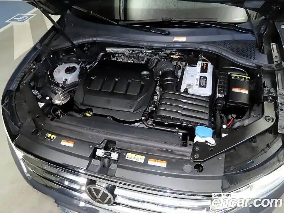 Volkswagen Tiguan 2021 2.0 гидро в Москве № 359159, фото 19