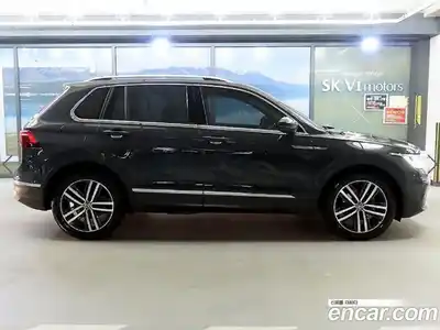 Volkswagen Tiguan 2021 2.0 гидро в Москве № 359159, миниатюра 3