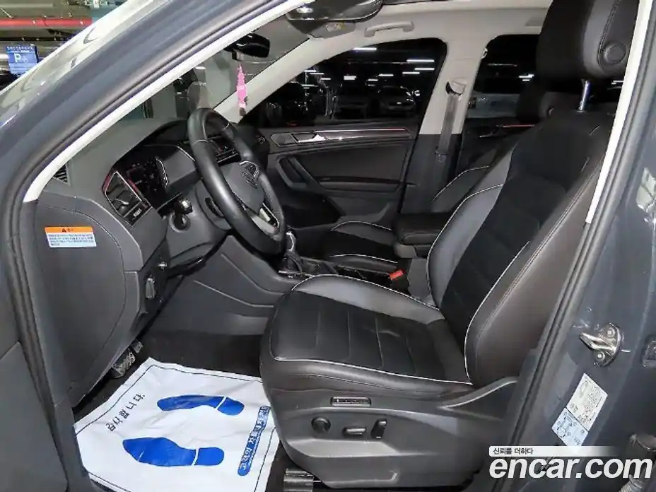 Volkswagen Tiguan 2021 2.0 гидро в Москве № 359159, фото 6