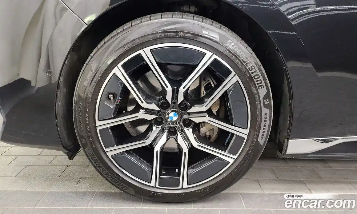 BMW i7 2024 0.3 гидро в Москве № 363071, фото 5