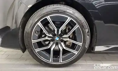 BMW i7 2024 0.3 гидро в Москве № 363071, миниатюра 5