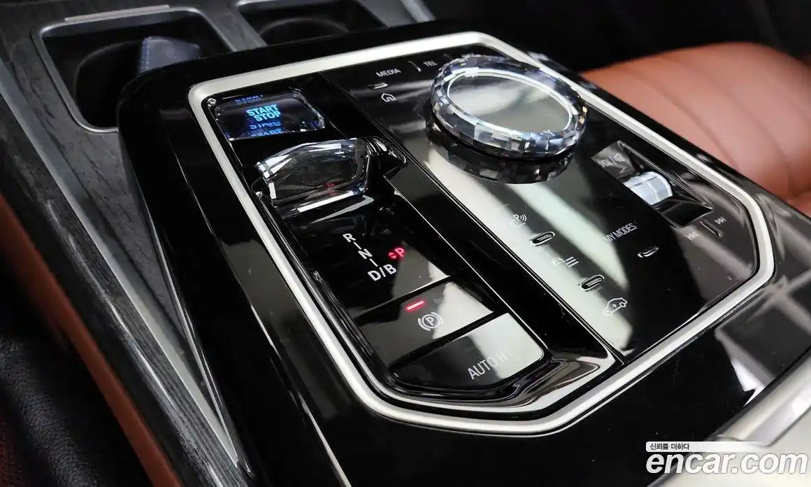 BMW i7 2024 0.3 гидро в Москве № 363071, фото 9