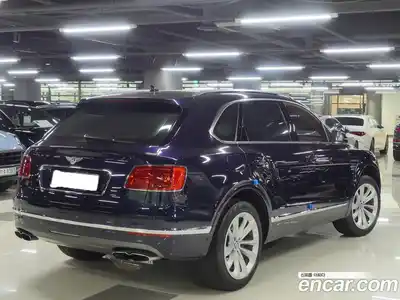 Bentley Bentayga 2020 4.0 гидро в Москве № 366451, миниатюра 3