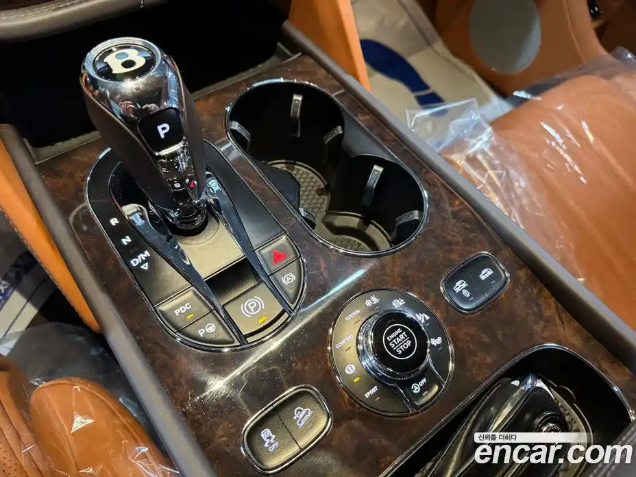 Bentley Bentayga 2020 4.0 гидро в Москве № 366451, фото 10