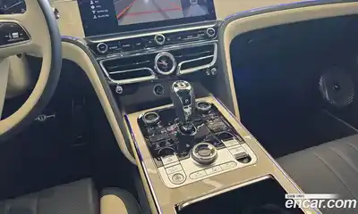 Bentley Flying Spur 2024 4.0 гидро в Москве № 387252, миниатюра 11
