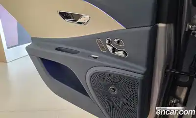 Bentley Flying Spur 2024 4.0 гидро в Москве № 387252, миниатюра 12