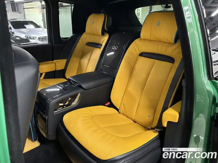 Rolls-Royce Cullinan 2023 6.7 гидро в Москве № 407321, фото 15