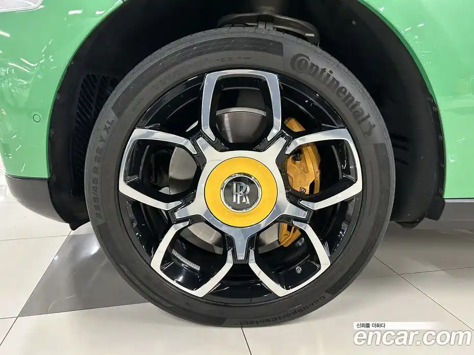 Rolls-Royce Cullinan 2023 6.7 гидро в Москве № 407321, фото 20