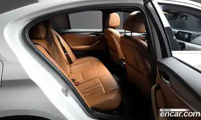 BMW 5-Series 2017 2.0 гидро в Москве № 465533, миниатюра 12